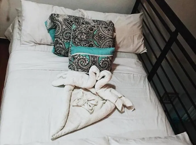 Luxurious In Ortigas Center Manila